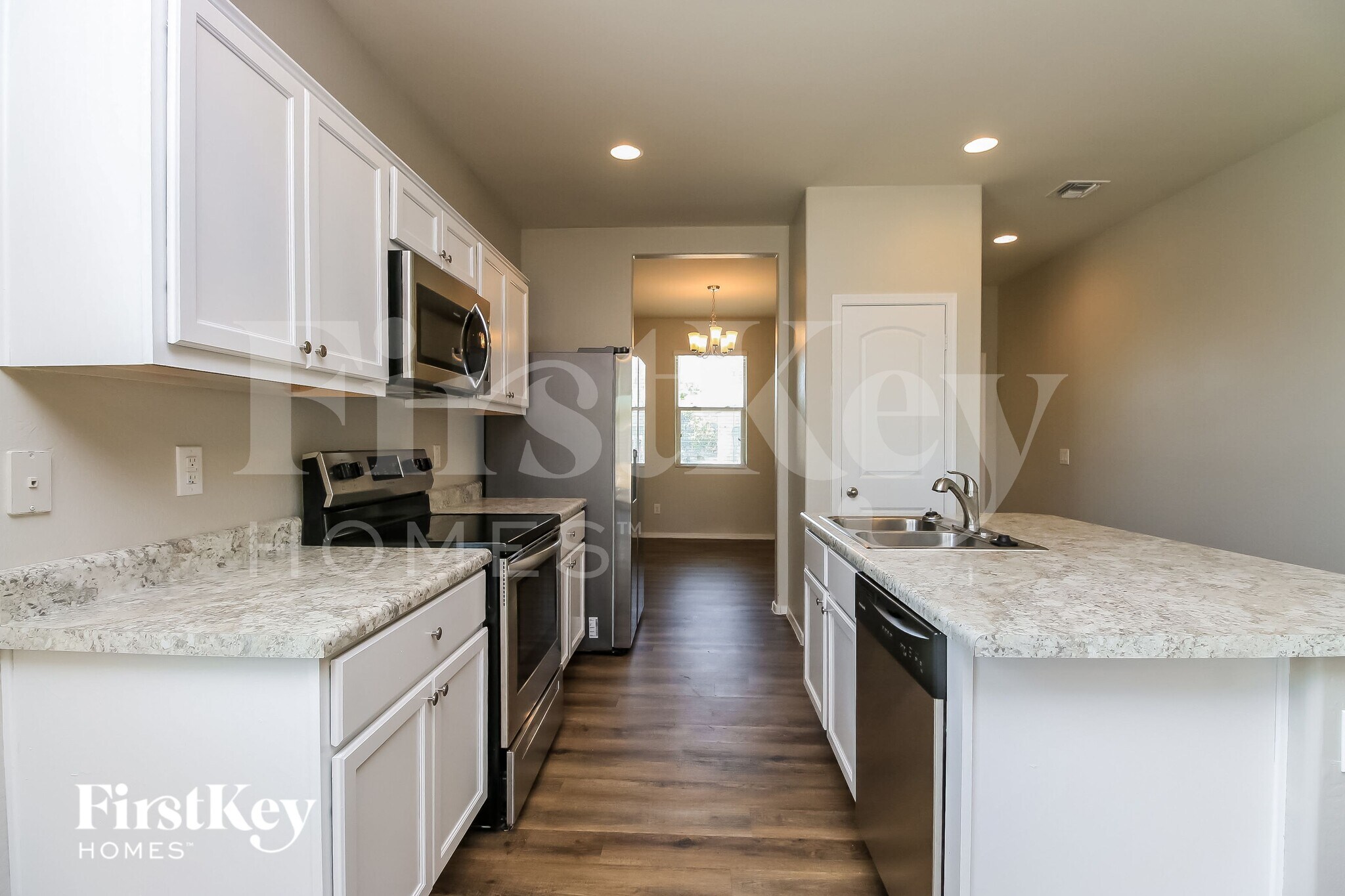 Building Photo - 11360 E Marigold Ln