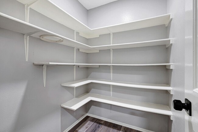 Building Photo - ***APPLICATION CURRENTLY UNDER REVIEW***Co...