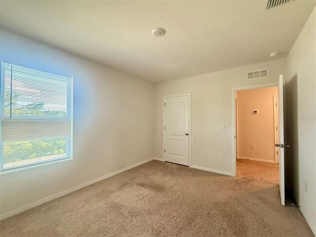 Building Photo - 5350 Pine Lilly Dr