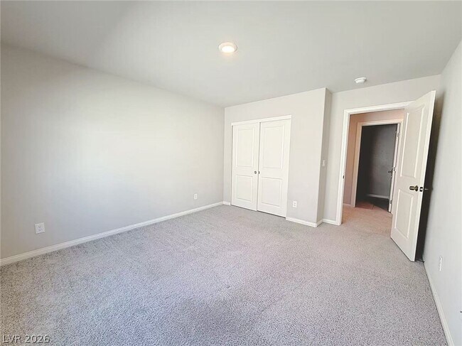 Building Photo - 7534 W Diablo Dr