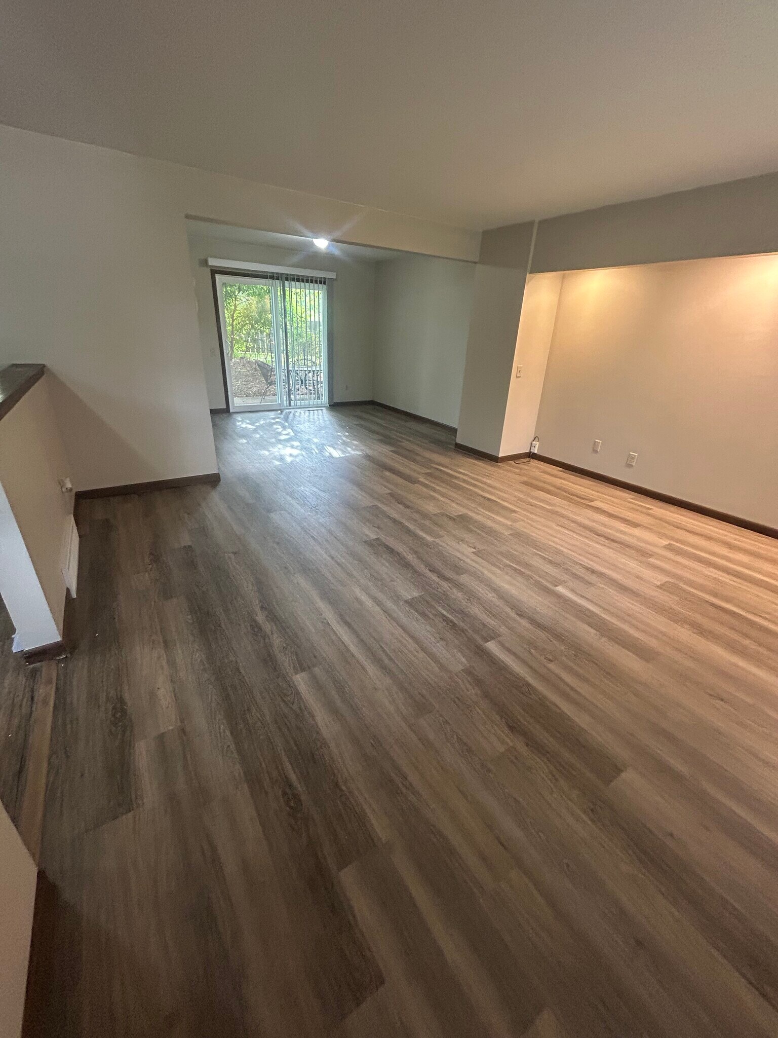 Living room - 3001 Churchill Dr