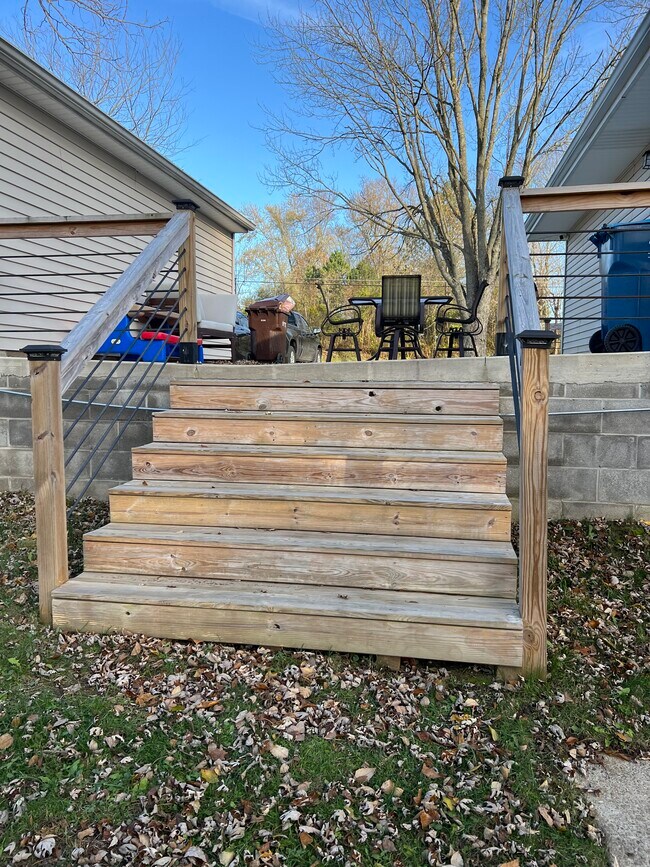 Building Photo - 6712 Grove Rd