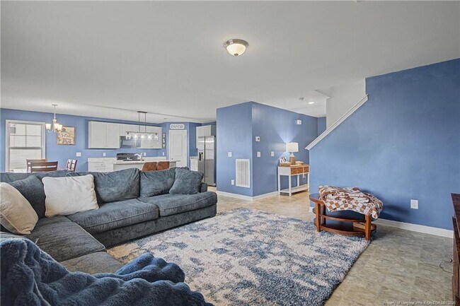 Building Photo - 21 Terrier Ct
