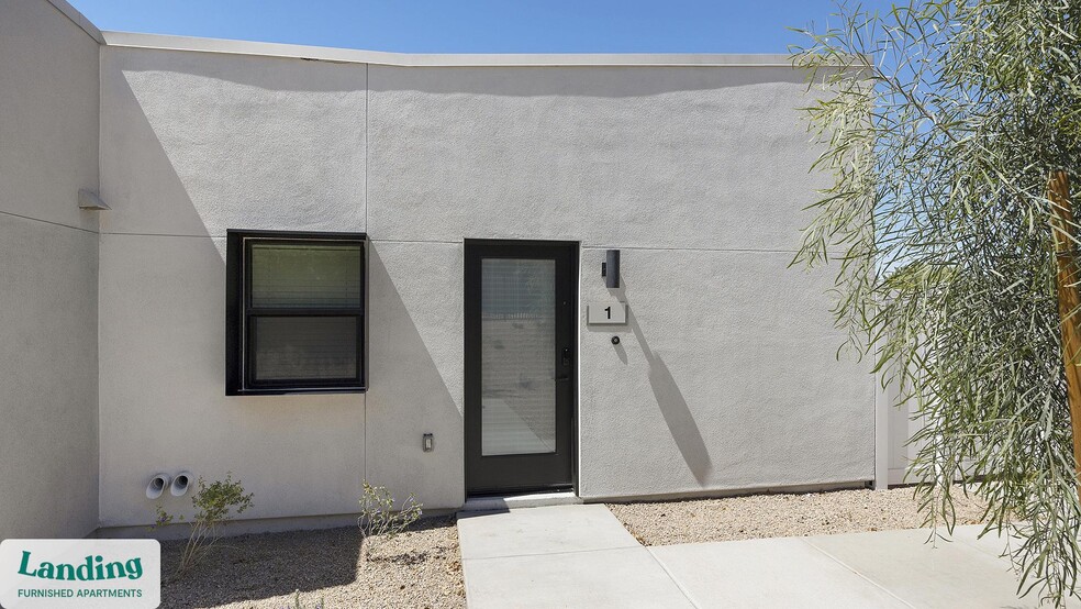 Building Photo - 2121 W Butler Dr