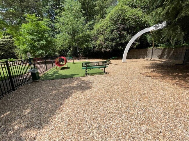 Building Photo - 796 Hammond Dr