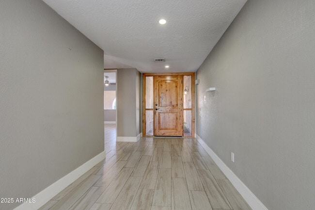 Building Photo - 5321 N 79th Way