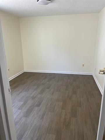 Building Photo - 555-559-559 35th St