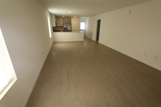Building Photo - 26815 Inkberry Holly Ln