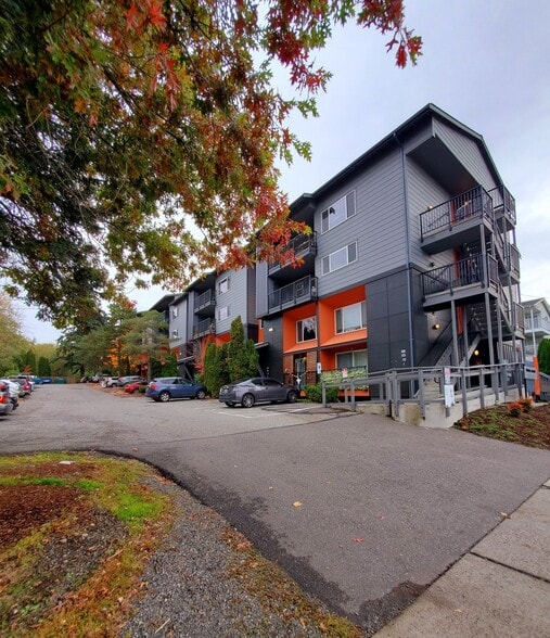 Primary Photo - Kendal Court Apartments, 2 Bedroom, 1 Bath...