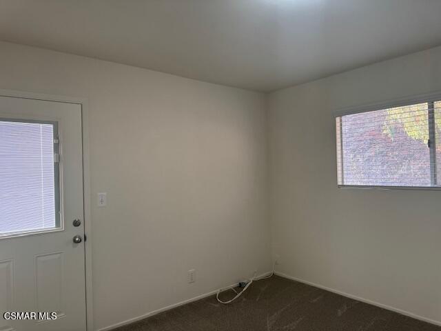 Building Photo - 2485 E Hillcrest Dr