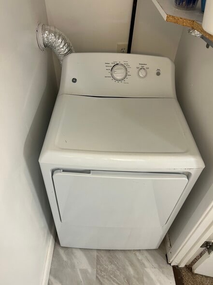 Dryer - 2541 Bittersweet Ln