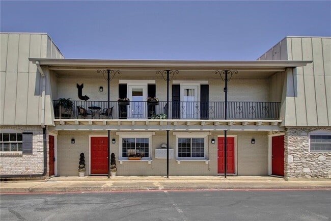 Building Photo - 7914 Mullen Dr