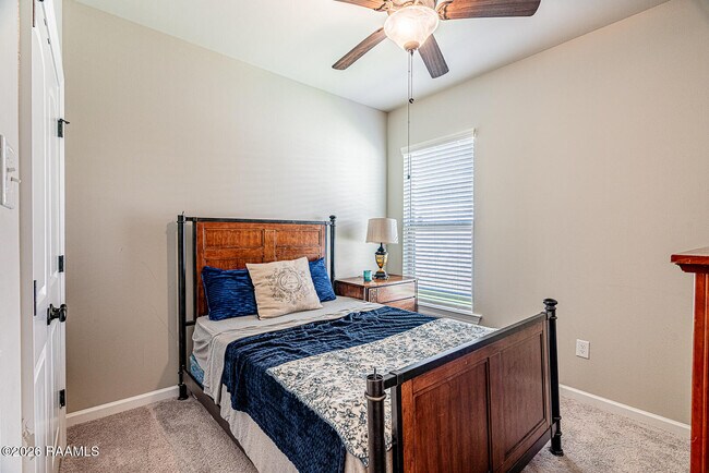 Building Photo - 125 Lightbourne Dr
