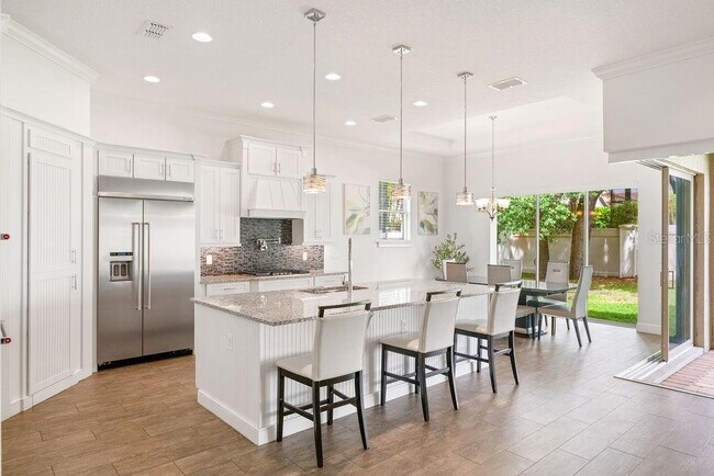 Building Photo - 706 Canopy Estate Dr