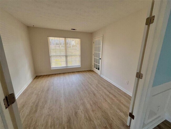 Building Photo - 2415 Hamilton Parc Ln NE