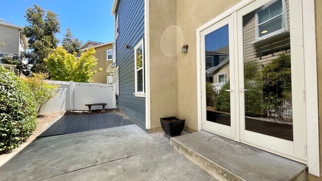 Building Photo - Beautifully Updated 3-Bedroom House with Patio in Broad Street Village