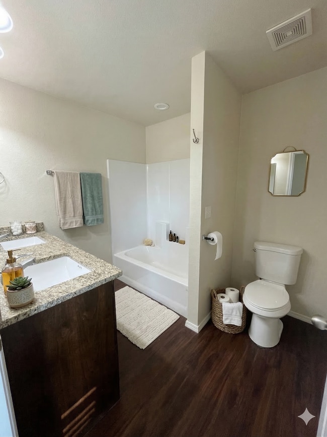 Building Photo - Quiet Neighborhoods/Paved Road/Cozy Home