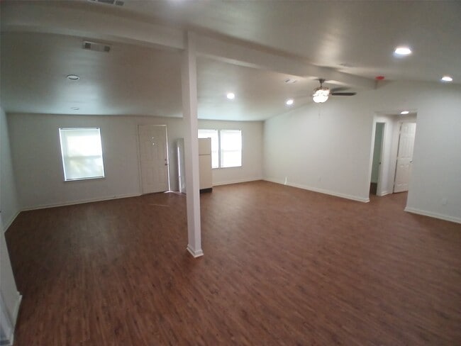 Building Photo - 503 Windmere Cir