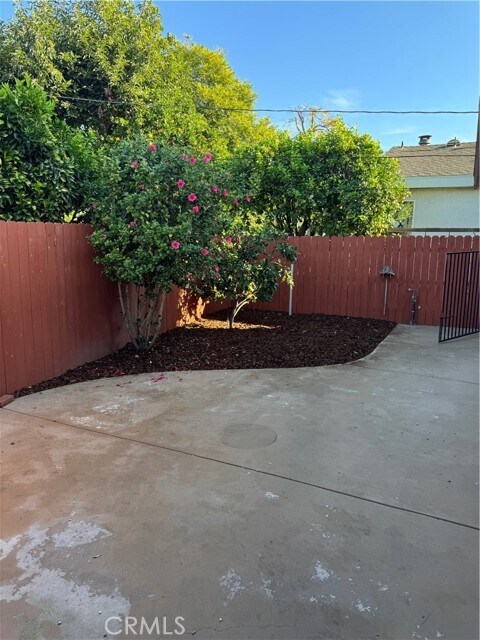 Building Photo - 22445 Dolorosa St