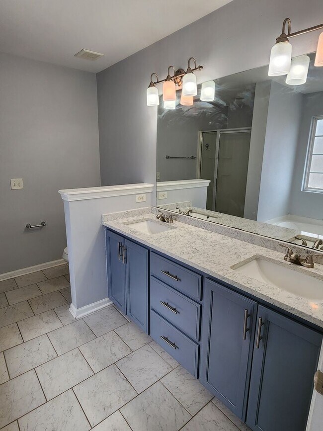 Building Photo - 1237 Peacock Trail