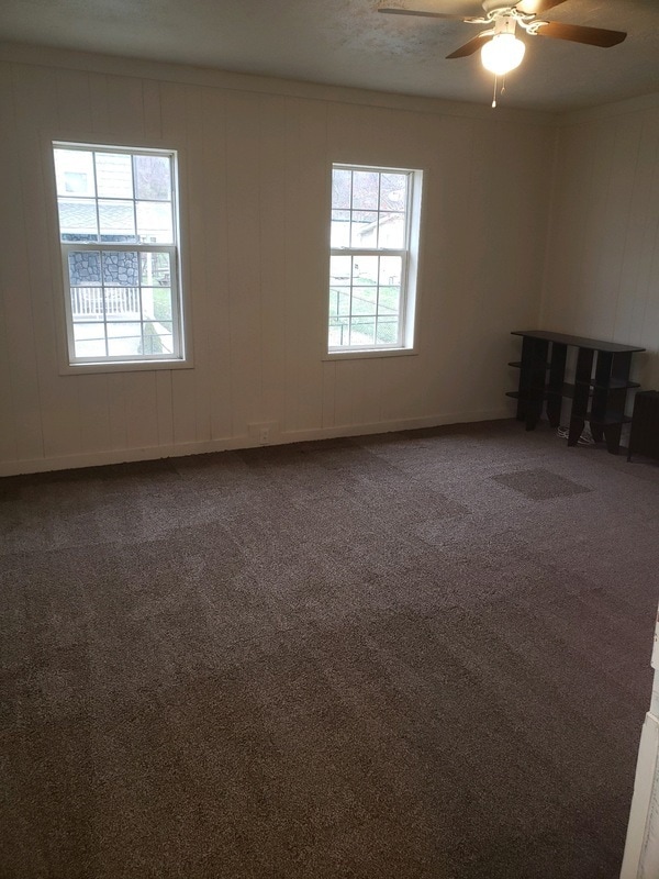 Building Photo - 413 First St