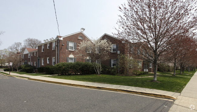 Building Photo - Shore Gardens Apartments