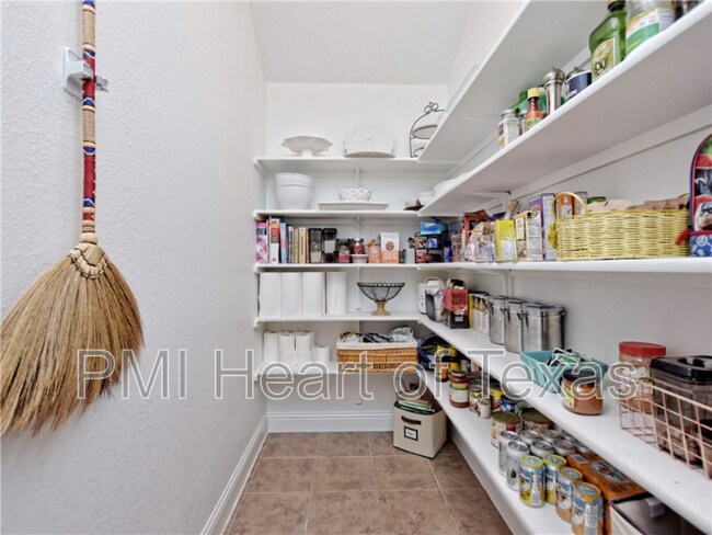 Building Photo - 2413 Grand Lake Pkwy