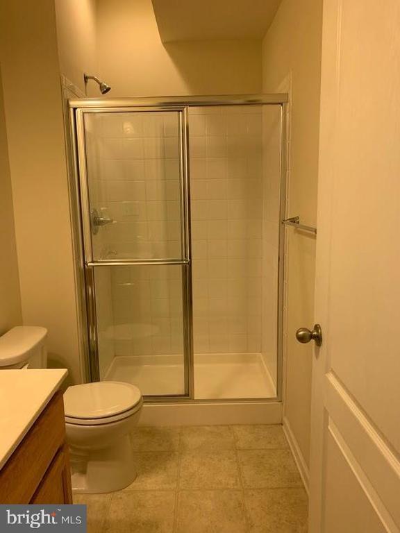 Building Photo - 11 Britania Ct