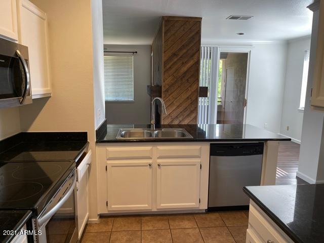 Building Photo - 7009 E Acoma Dr
