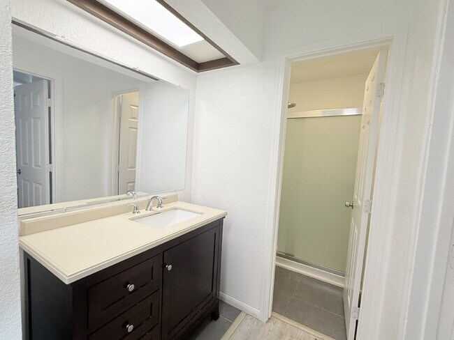 Building Photo - Mission Valley Condo w/ FREE Internet & Cable