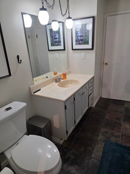 Building Photo - 6990 W Lake Rd