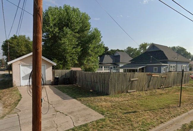 Building Photo - Cute 3BR Wellington bungalow