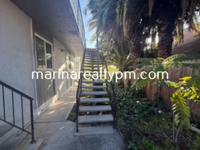 Building Photo - 114 Carolina St