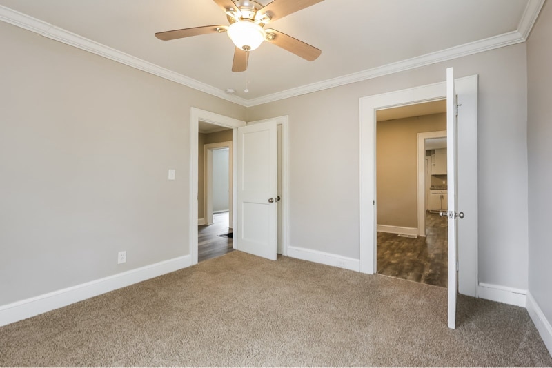 Building Photo - 2229 Ridgewood Ave