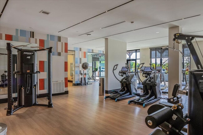 Building Photo - 365 Terhune Rd