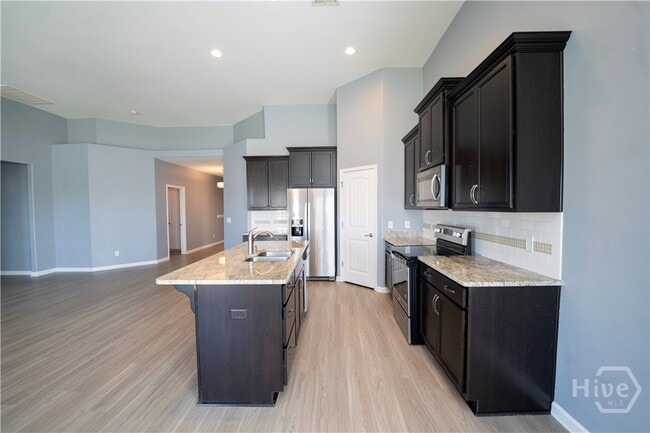 Building Photo - 190 Brickhill Cir