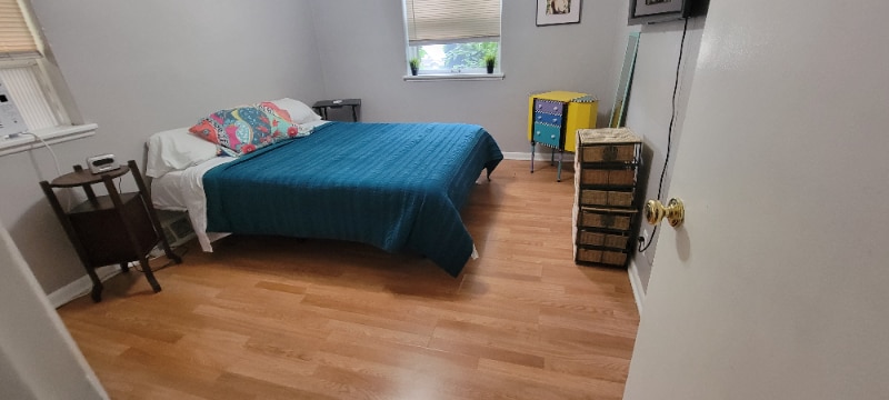 Building Photo - 3411 S Howell Ave