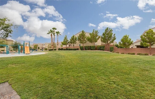 Building Photo - 8974 Don Valley Ave