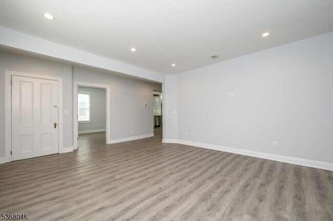 Building Photo - 32 Woodland Ave