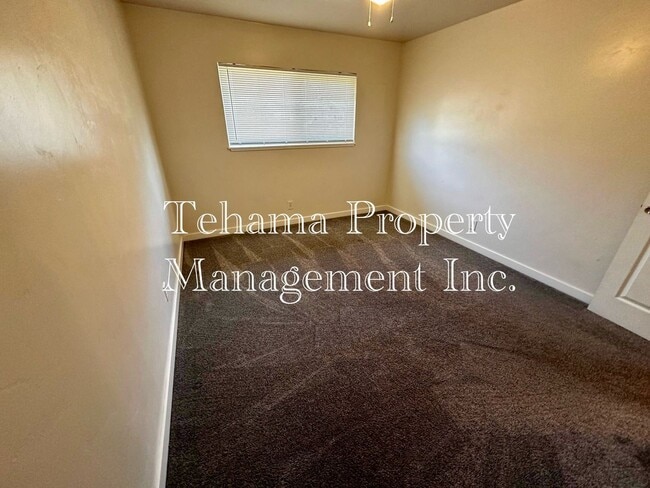 Building Photo - 3 Bedroom 1 Bath Home in Antelope Area