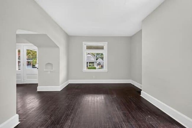 Building Photo - 3819 St Martins Pl
