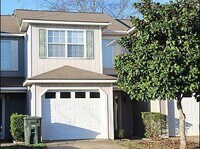 Building Photo - 120 Commons Dr