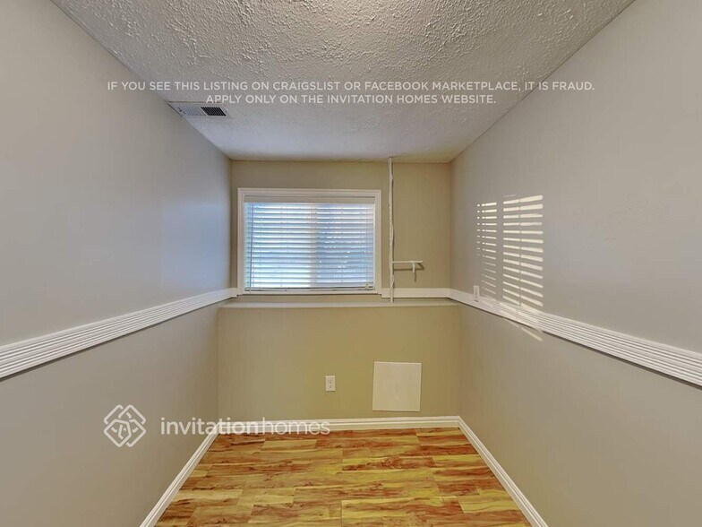 Building Photo - 4990 S 4990 W