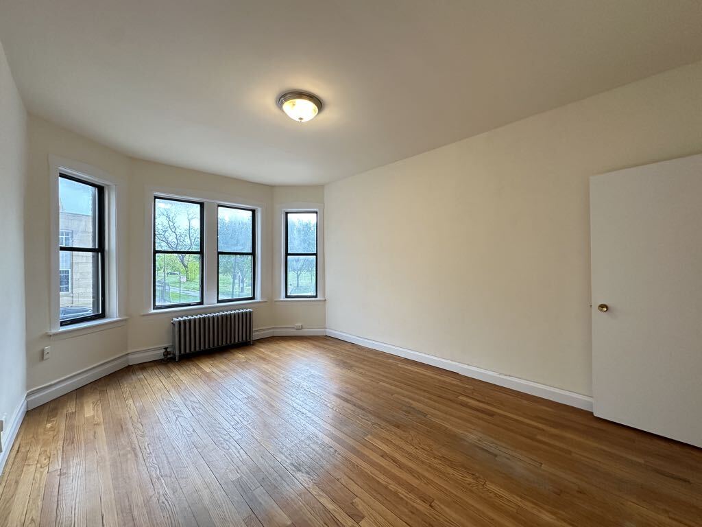 Building Photo - 1530 N Kedzie Ave
