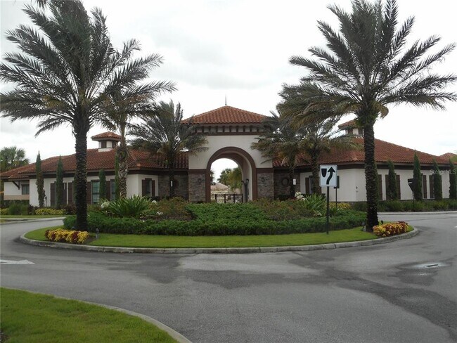 Building Photo - 5231 Wildwood Wy