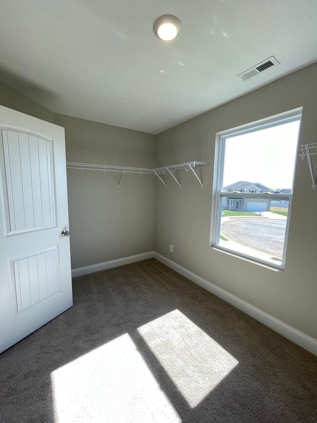 Building Photo - Brady Estates- New Construction  Immediate Move IN