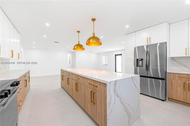 Building Photo - 11835 SW 37th St