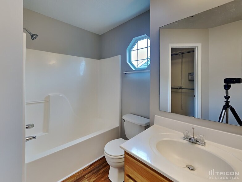 Building Photo - 11949 Titania Cir