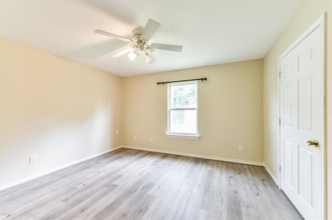 Building Photo - 3426 Angel Ln