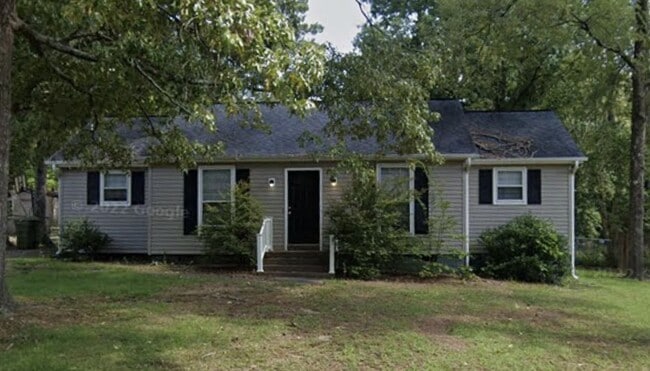 Building Photo - 201 Devonport Dr